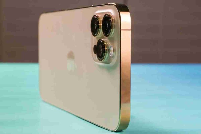 iPhone 12